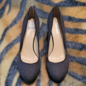 Nine West Women's Gray Heels